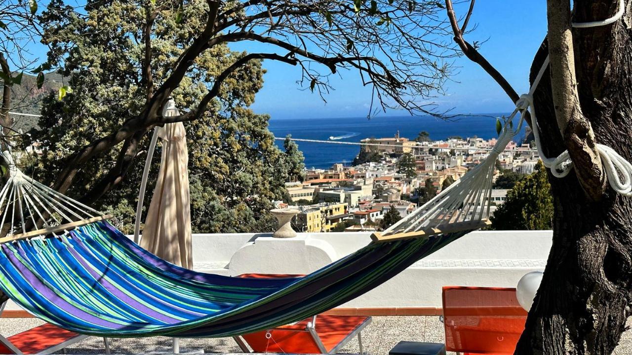 Villa La Milanina Lipari  Extérieur photo