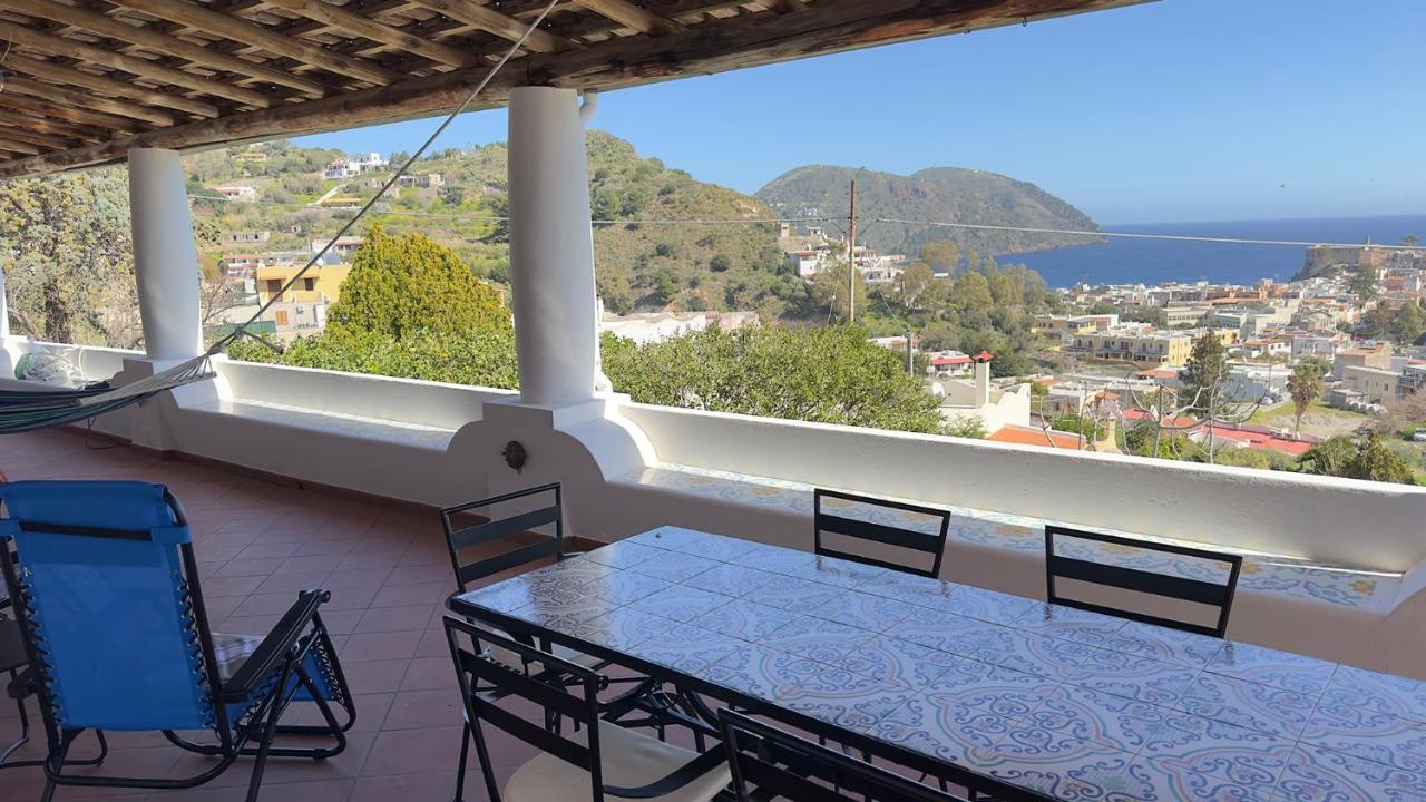 Villa La Milanina Lipari  Extérieur photo