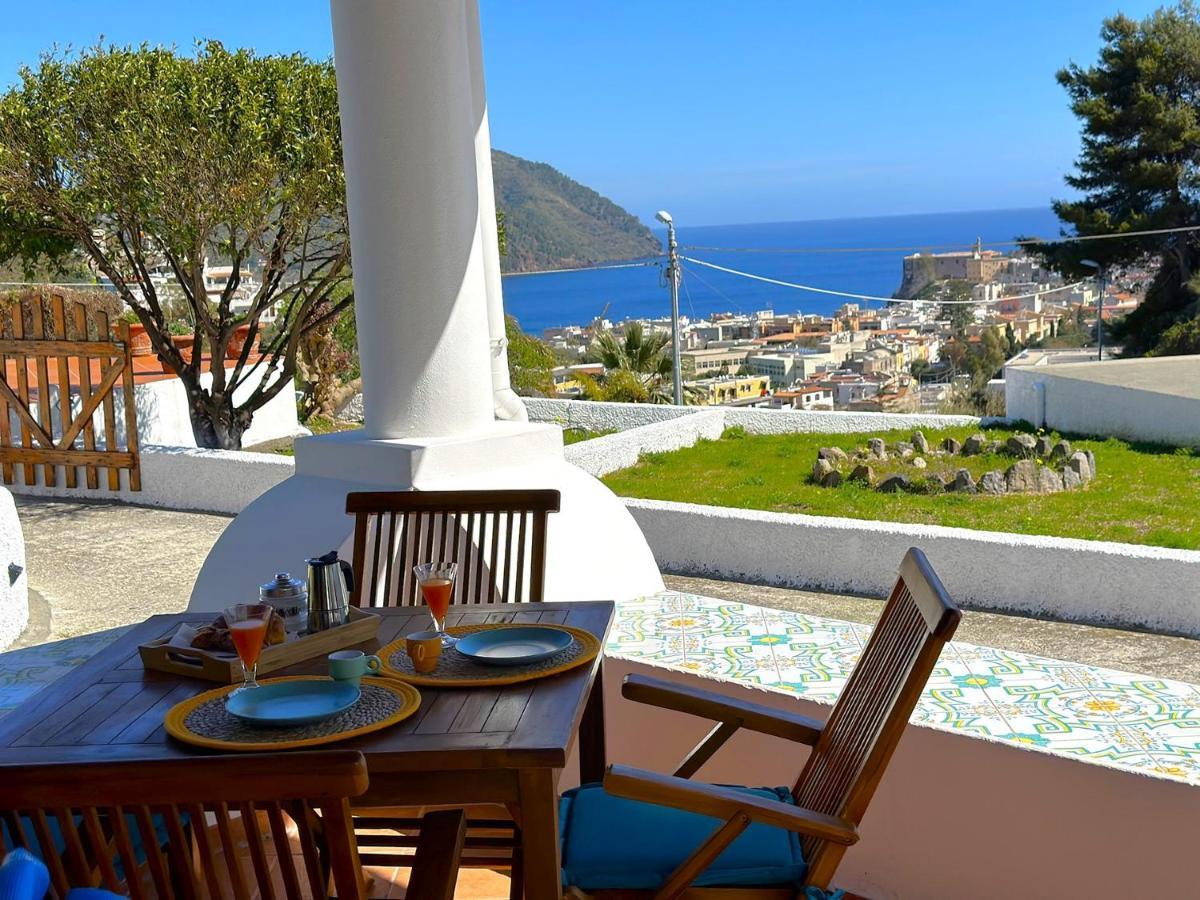 Villa La Milanina Lipari  Extérieur photo