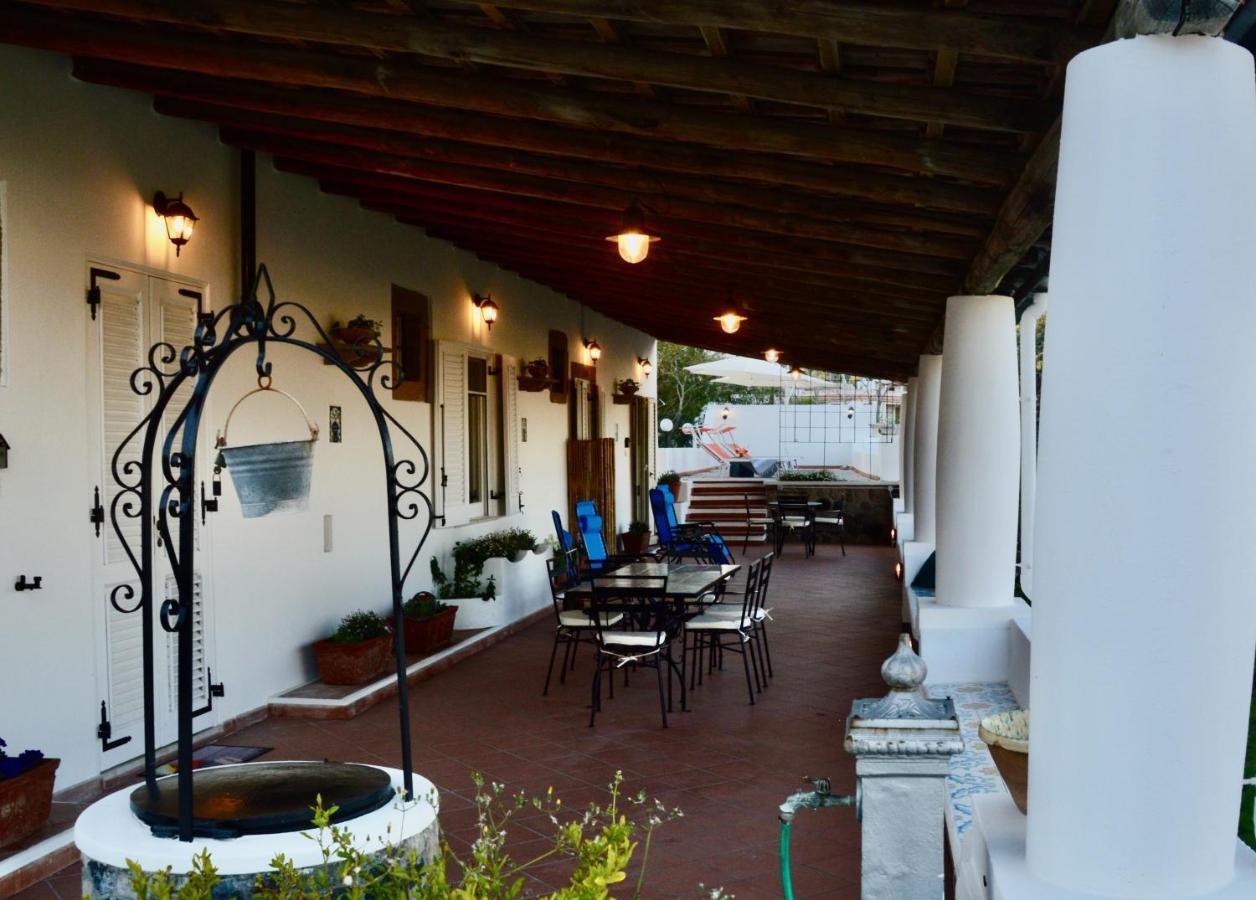 Villa La Milanina Lipari  Extérieur photo