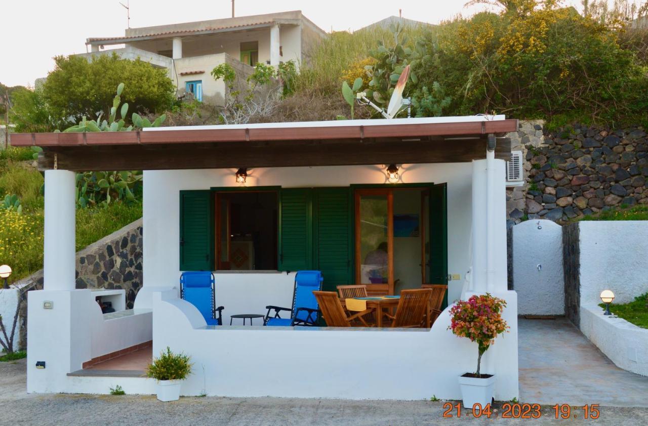 Villa La Milanina Lipari  Extérieur photo