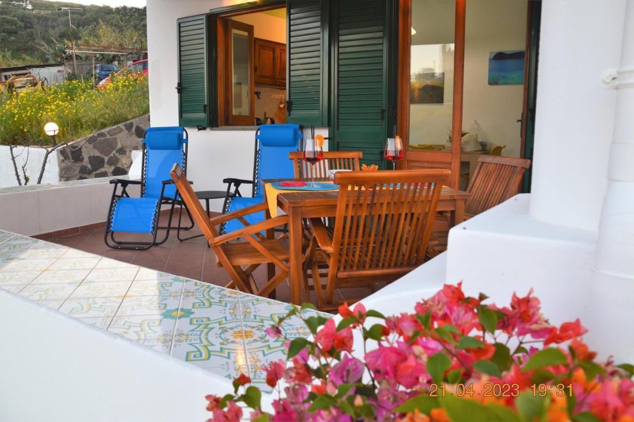 Villa La Milanina Lipari  Extérieur photo